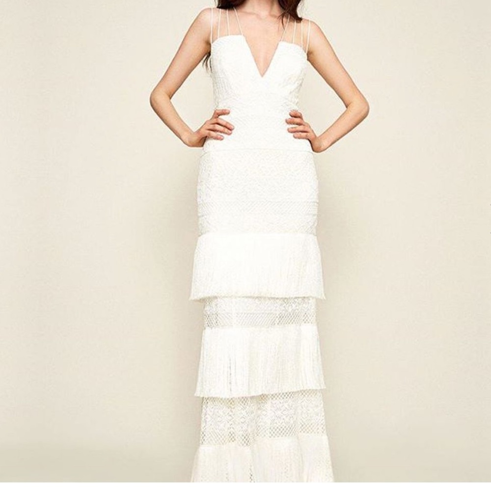 Tadashi Shoji V-Plunge Fringed dress/bridal ivory